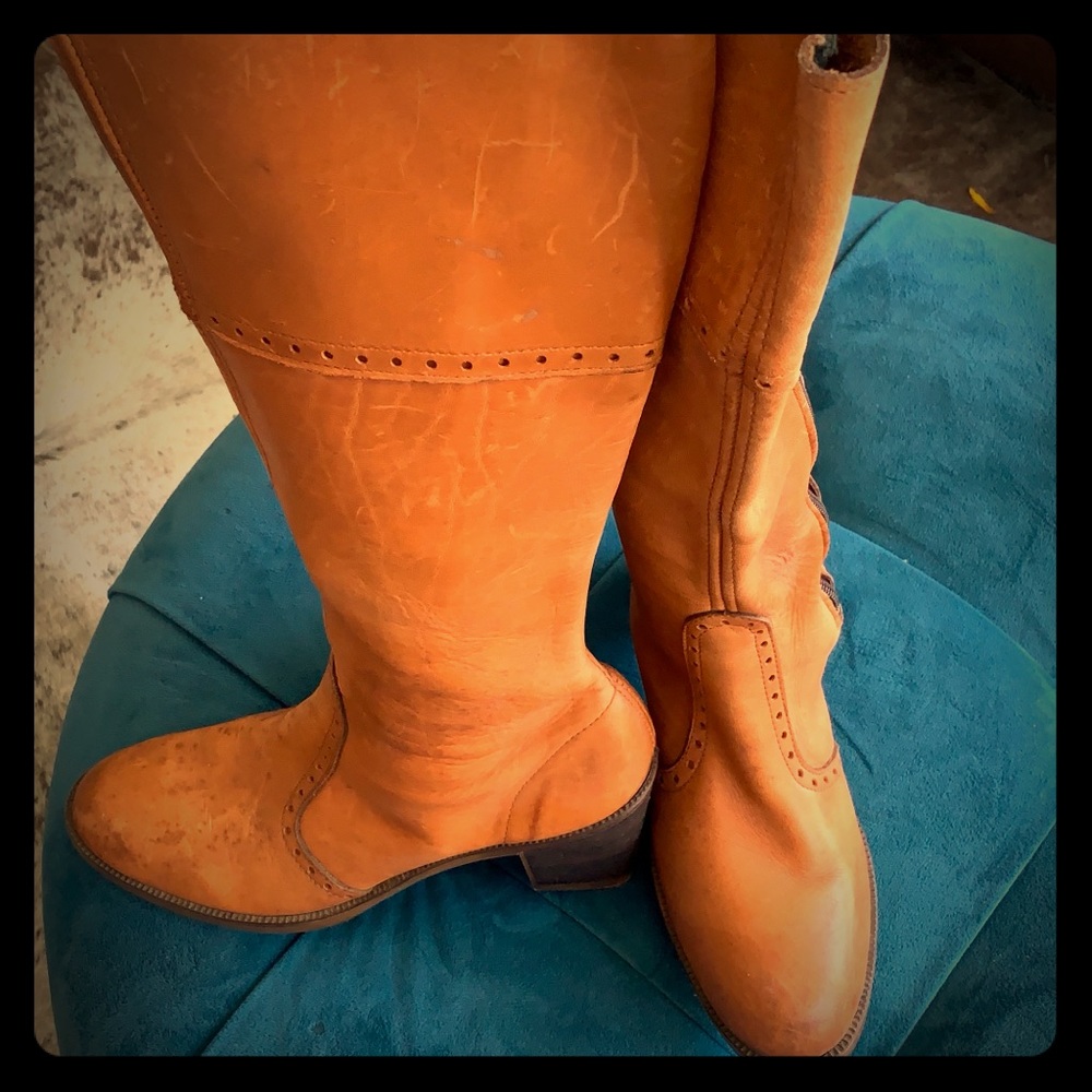 Vintage tall boot